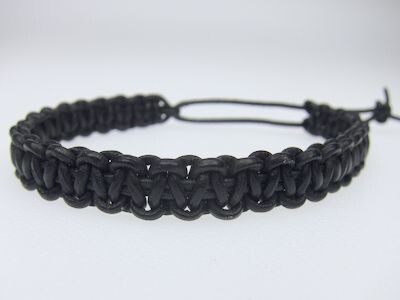 Armband aus Känguruleder - schwarz